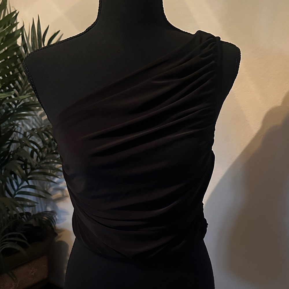 Express Elegant Black One-Shoulder Top